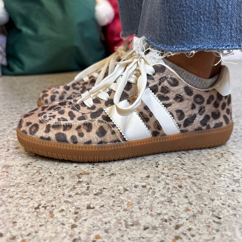 Sophia Leopard Kicks